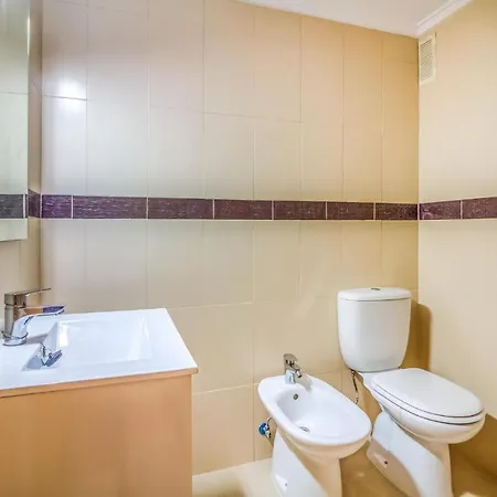 3 Bedroom Amazing In Appartement Dénia