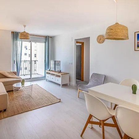 3 Bedroom Amazing In Appartement *
